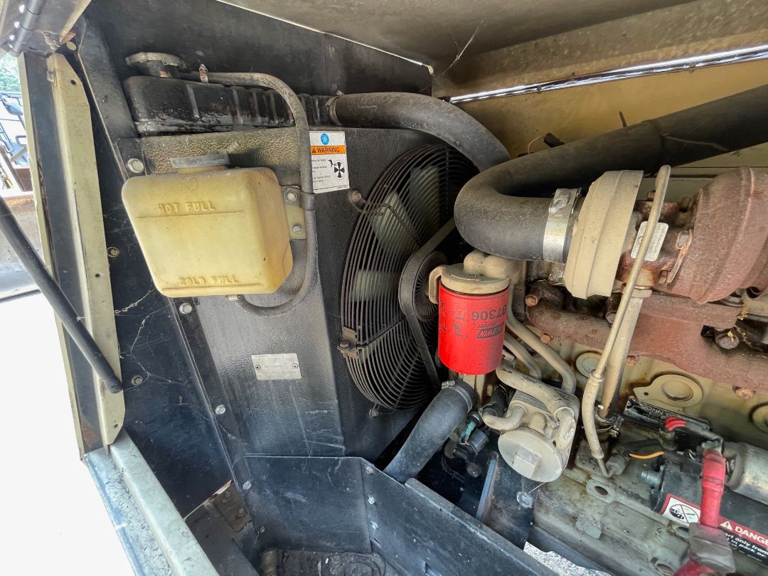 2010 INGERSOLL-RAND P185 - Image 12